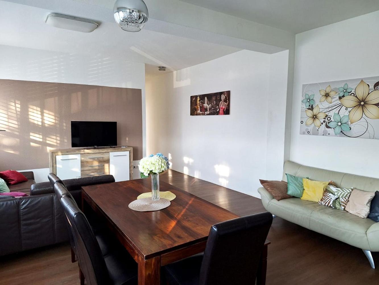 Gemuetliche Apartments In Niederdorfelden 외부 사진